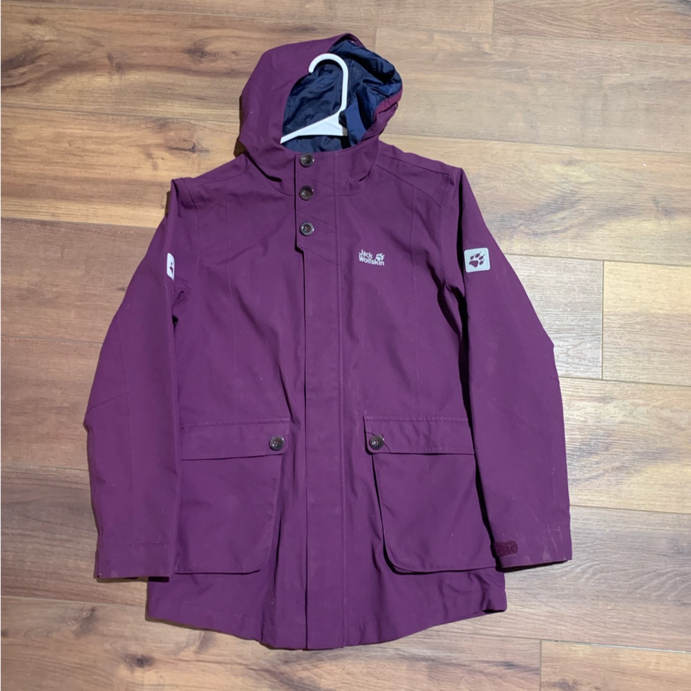 Girls Jack Wolfskin jacket